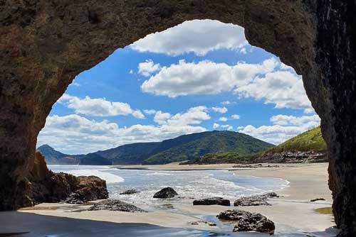 Bethells Beach and Lake West Auckland