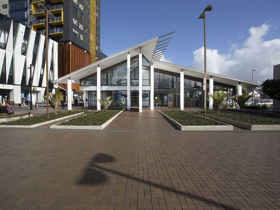 New Lynn, West Auckland Explore the West Auckland Suburb of New Lynn